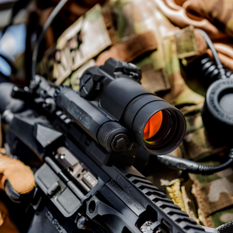 Collimateur Comp M4s, 2 MOA, monture QRP2 a Spacer, Aimpoint